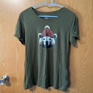 Columbia Green T-Shirt with Bear Graphic